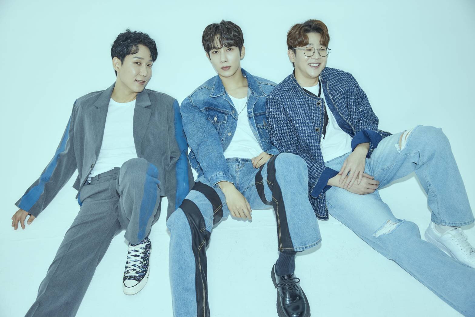 【3MEN】1stミニアルバム『みんなでモグモグ』 inVV渋谷本店のメイン画像