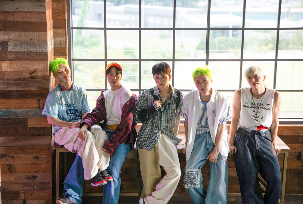 CMDM】シングル『Leash』 ミニライブ＆特典会inVV渋谷本店 | リリイベ